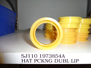 1973854A Hat Packing Double Lip